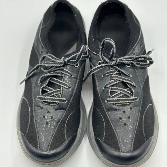 BZEES Women's Flame Black Fabric Comfort Low Top Lace-Up Walking Sneakers 7.5M - Picture 6 of 8